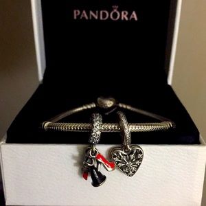 PANDORA bracelet with 2 charms